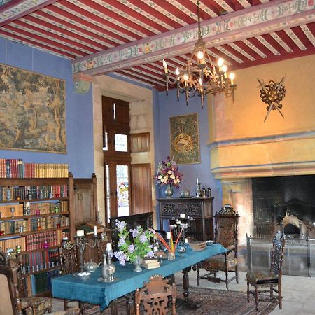 Château de Peufeilhoux Vallon-en-Sully Exterior foto