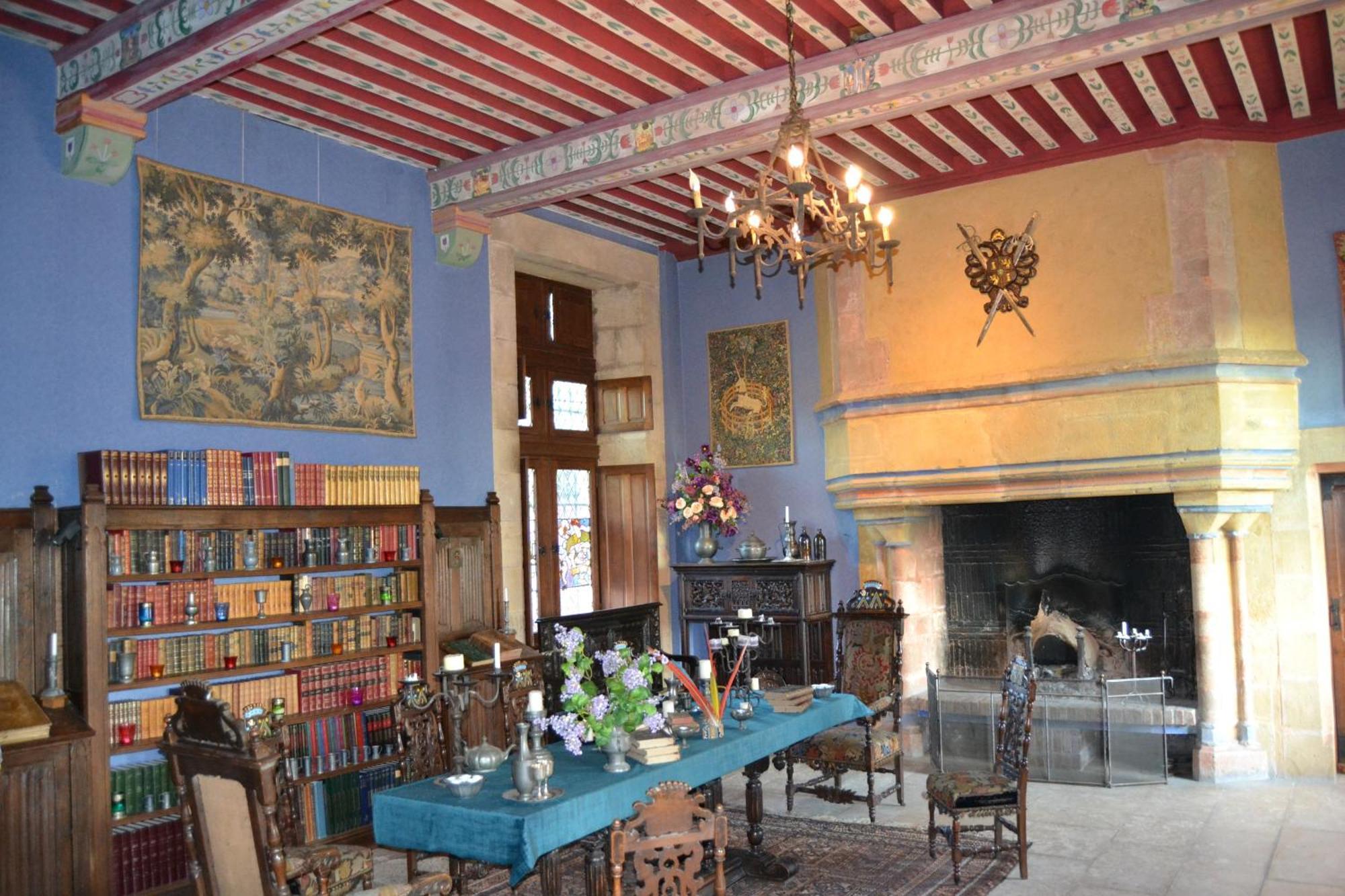 Château de Peufeilhoux Vallon-en-Sully Exterior foto