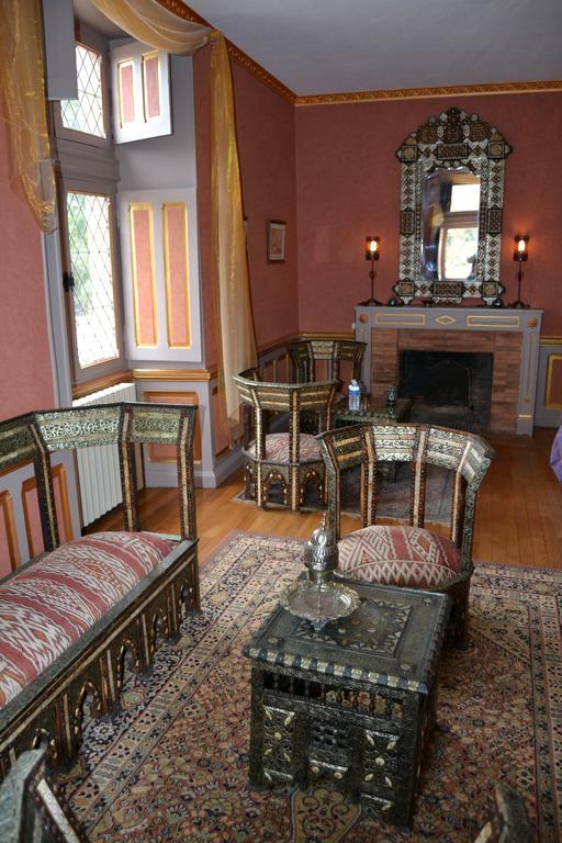 Château de Peufeilhoux Vallon-en-Sully Zimmer foto