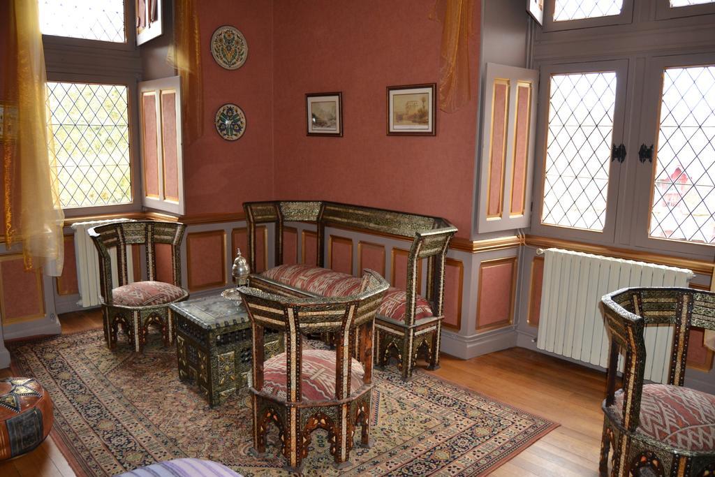 Château de Peufeilhoux Vallon-en-Sully Zimmer foto